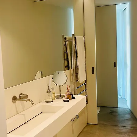 Evasion Lakefront In