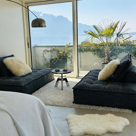 Apartament Evasion Lakefront In